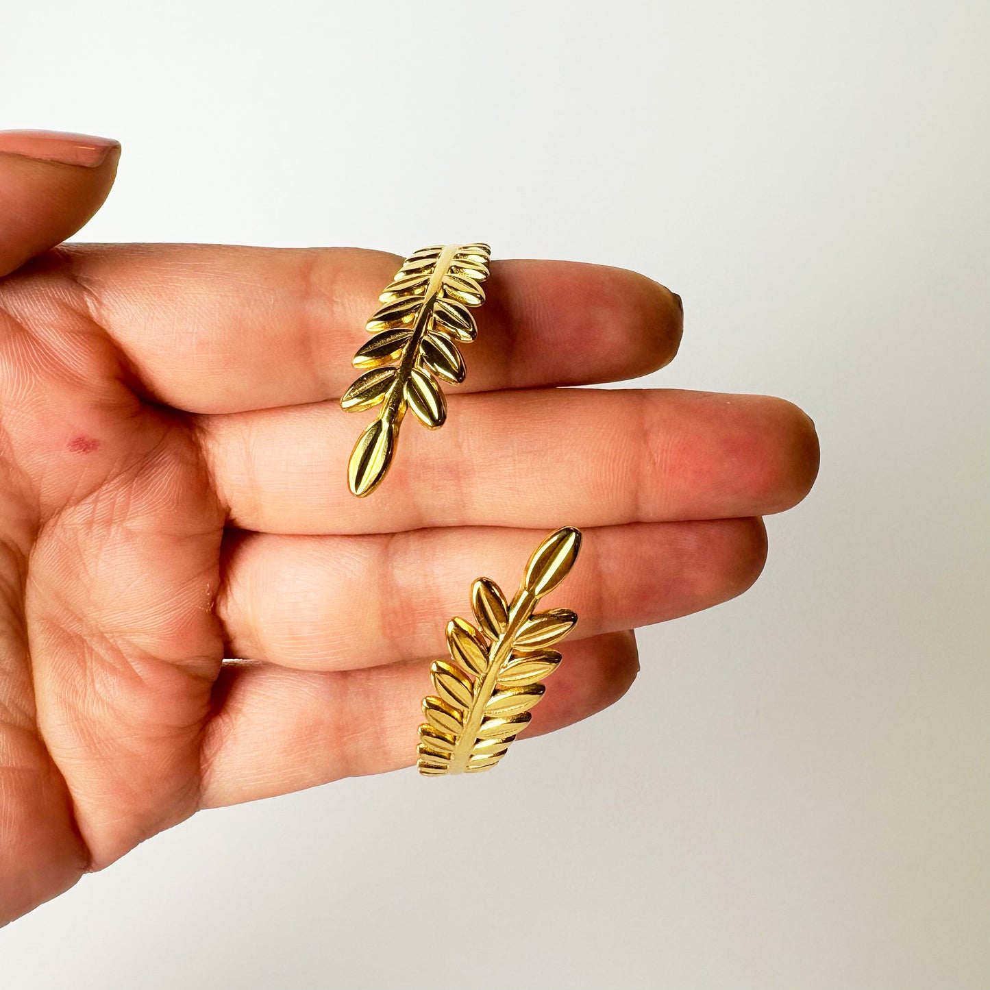 Feather Gold Bangle