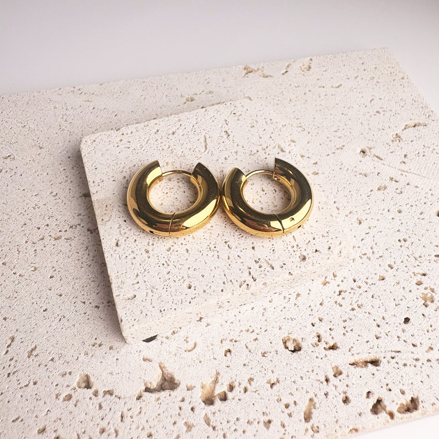 Classic Hoops