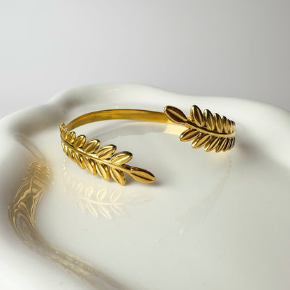 Feather Gold Bangle